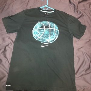 Nike Basketball t-shirt
